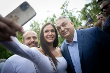 Még mindig keressük Orbánt és a többi vezető fideszest