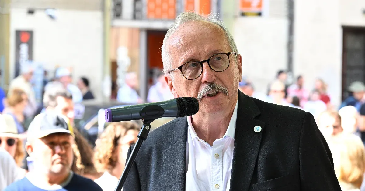 Niedermüller Péter feljelentést tesz a Magyar Nemzet egyik cikke miatt