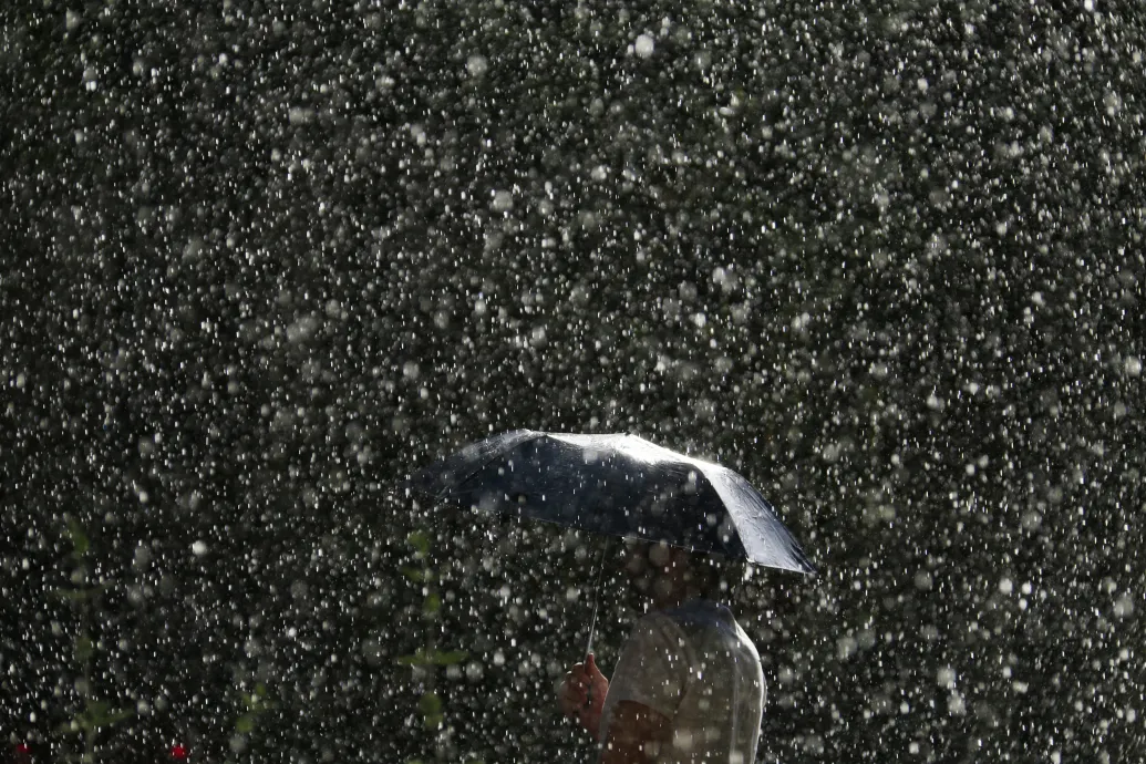 A szerda is esősen indul, de délután kisüthet a nap