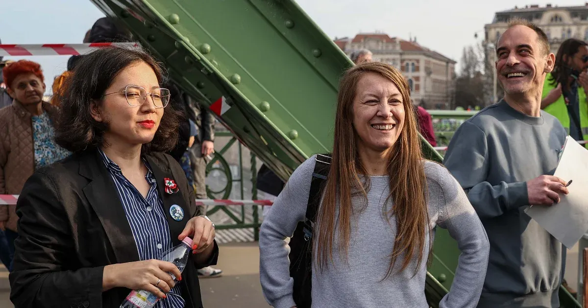 „Beintünk a köztévé politikai Mónika-show-jának” – a Kutyapárt nem vesz részt az M1-es választási vitán