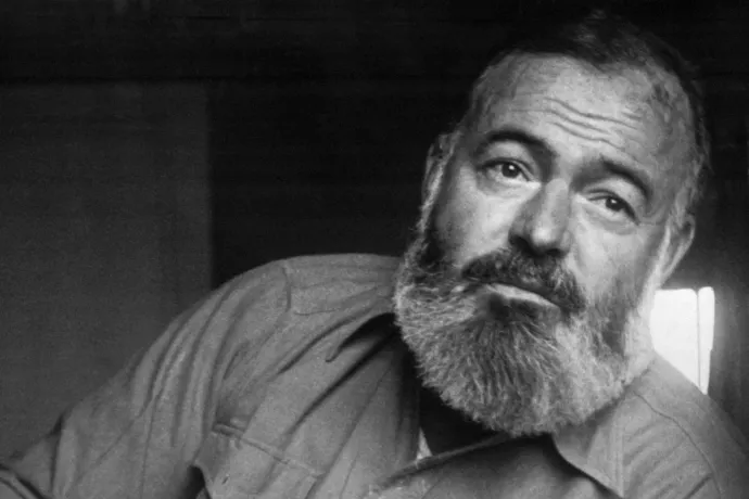 Ernest Hemingway szovjet kém volt, csak nem túl jó