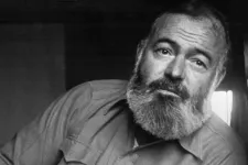 Ernest Hemingway szovjet kém volt, csak nem túl jó