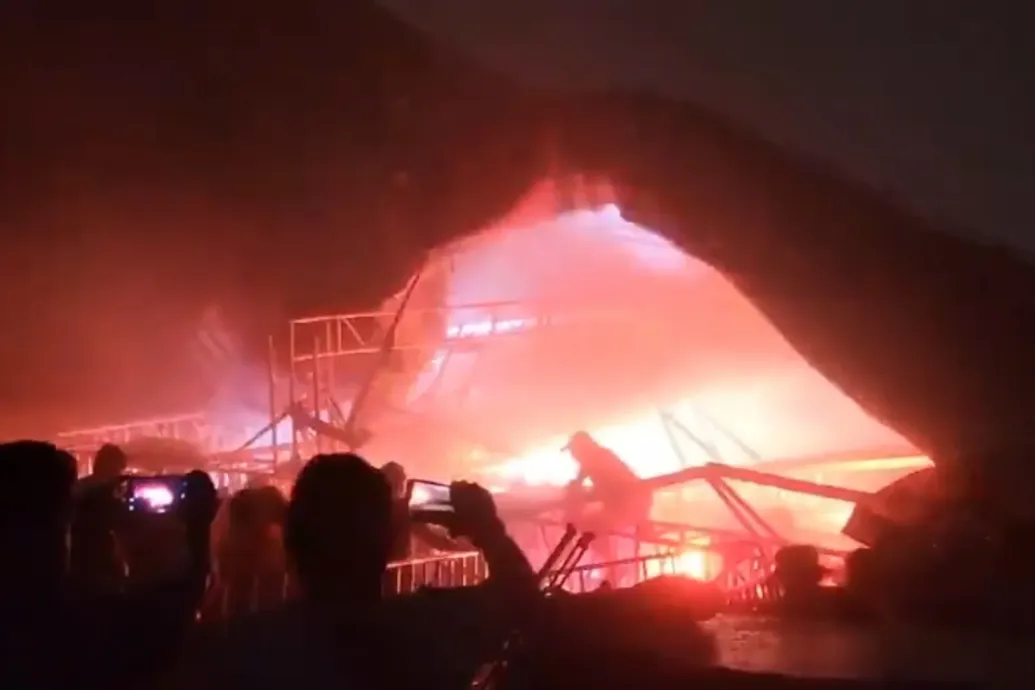 Kampányrendezvényen omlott össze a színpad Mexikóban, többen meghaltak