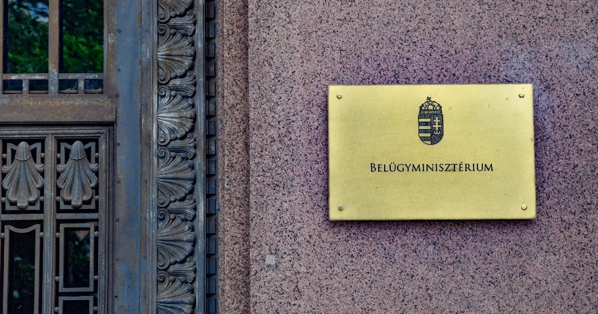 Fél-e a sötétben? – ehhez hasonló kérdésekből álló teszttel szűrik a gyermekvédelmi intézményvezetőket