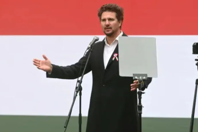 Nagy Ervin: Most látni, hogy kapaszkodnak a székükbe, mint a vén komcsik