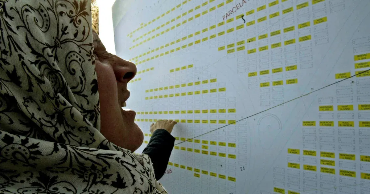 Magyarország neve is rajta lesz azon a szégyenfán, amit a srebrenicai mészárlás emlékhelyén állítanak fel