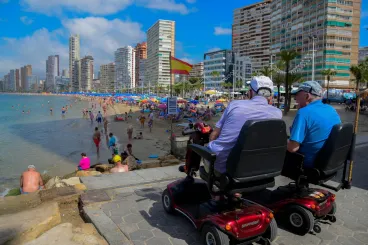 Így kaphat állami támogatással euróban nyugdíjat, aki a spanyol tengerparton öregedne meg