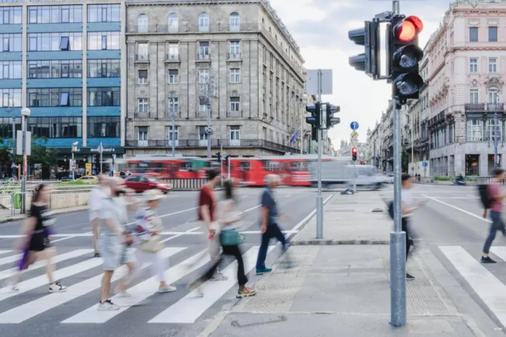 Elkészült az Astoria új zebrája