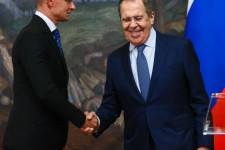 Ismét Ukrajna zsarolásával próbálhat uniós támogatást kicsikarni Magyarország