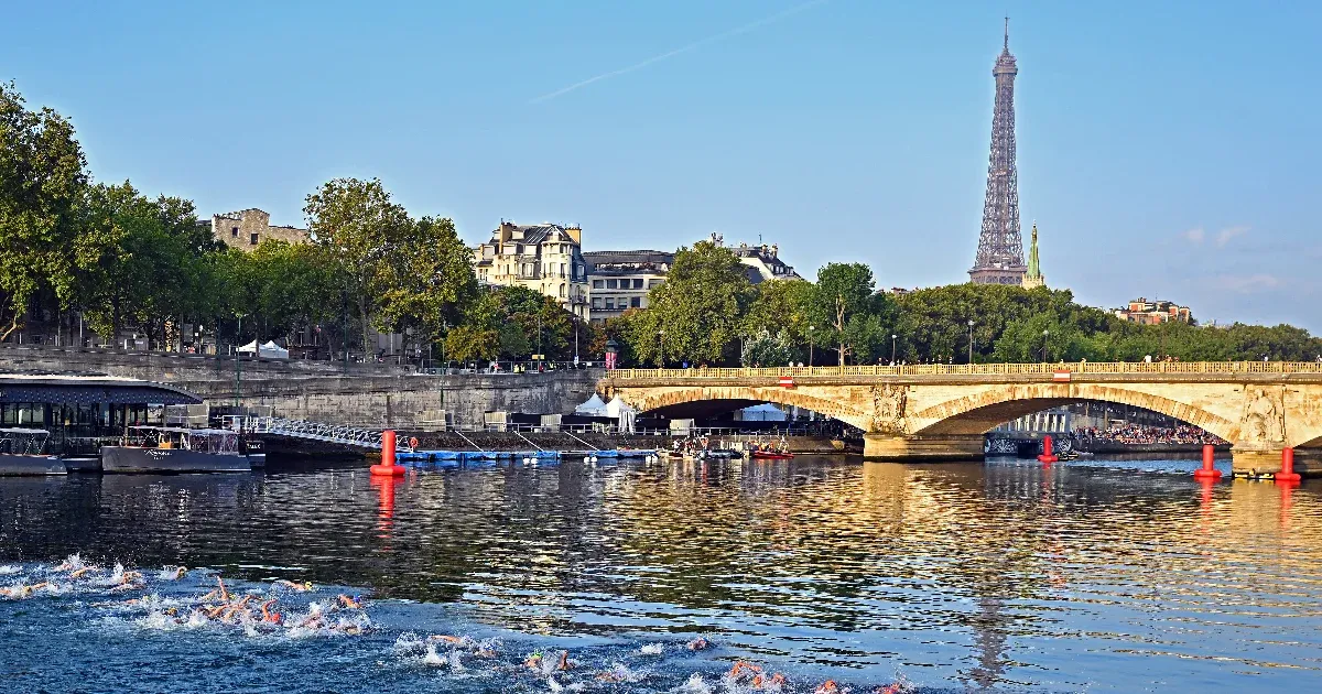 Parisians were swimming in the Seine, while Macron and the city's mayor were clearly swimming in it