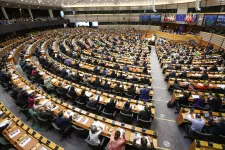 Europe Elects: A Fidesz elveszítené a magyar EP-mandátumok abszolút többségét
