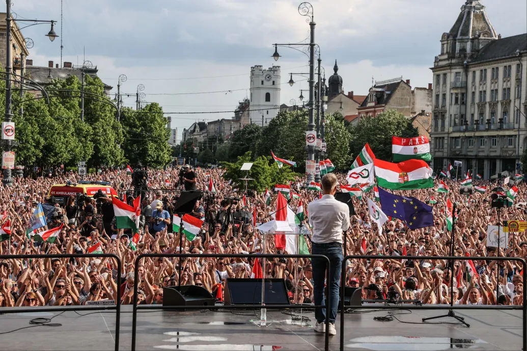 Medián: A Tisza Párt napok alatt 8 százalékot erősödött Budapesten, megelőzi Karácsonyékat