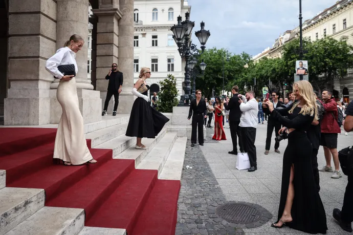 Nem ér annyit két pezsgő a Halászbástyánál, hogy utána napokig magyarázkodni kelljen