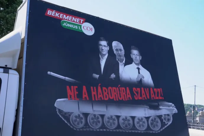 Orosz tankba ültethette a CÖF a háborúpártinak mondott ellenzékieket