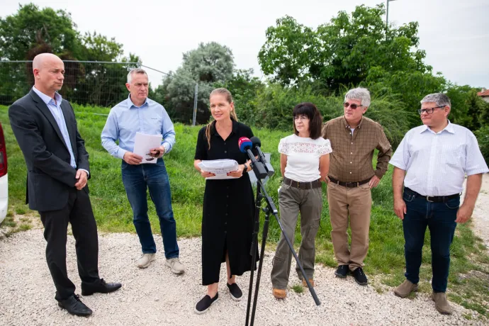 Az újbudai Fidesz ügyvéddel vizsgáltatja át a Hosszúrétre tervezett beruházás dokumentumait