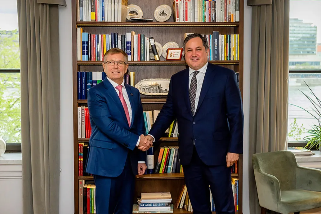 Brutális, 1700 milliárdos veszteséget hozott össze az MNB, most először lett negatív a saját tőkéje