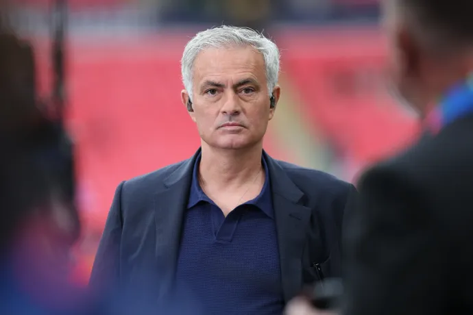 Hivatalos: José Mourinho a Fenerbahçe új edzője