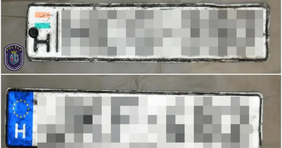 Úgy váltogatta a rendszámokat az autóján, mint más a zokniját