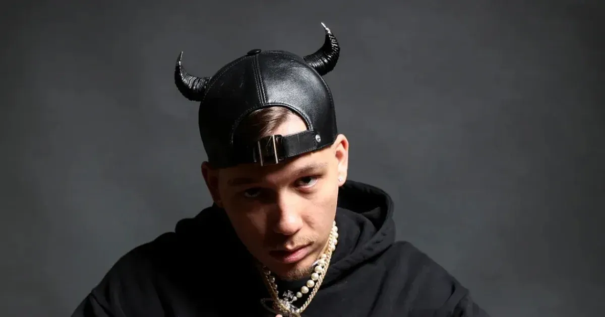 Manuel közel egy hónapra fogházba kerül