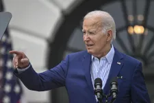 Joe Biden elnöki rendelettel próbálja mérsékelni az illegális határátlépéseket a mexikói határon