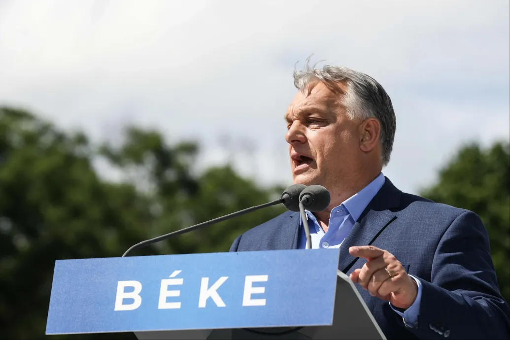 Medián: A magyarok több mint fele szerint Orbán Viktor is felelős a kegyelmi ügyért