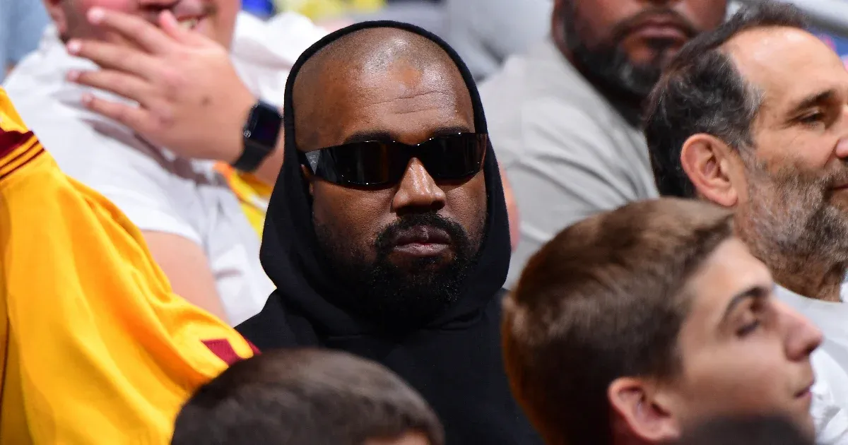 Volt asszisztense szexuális zaklatással vádolja Kanye Westet, a rapper szerint a nő szexszel próbálta zsarolni