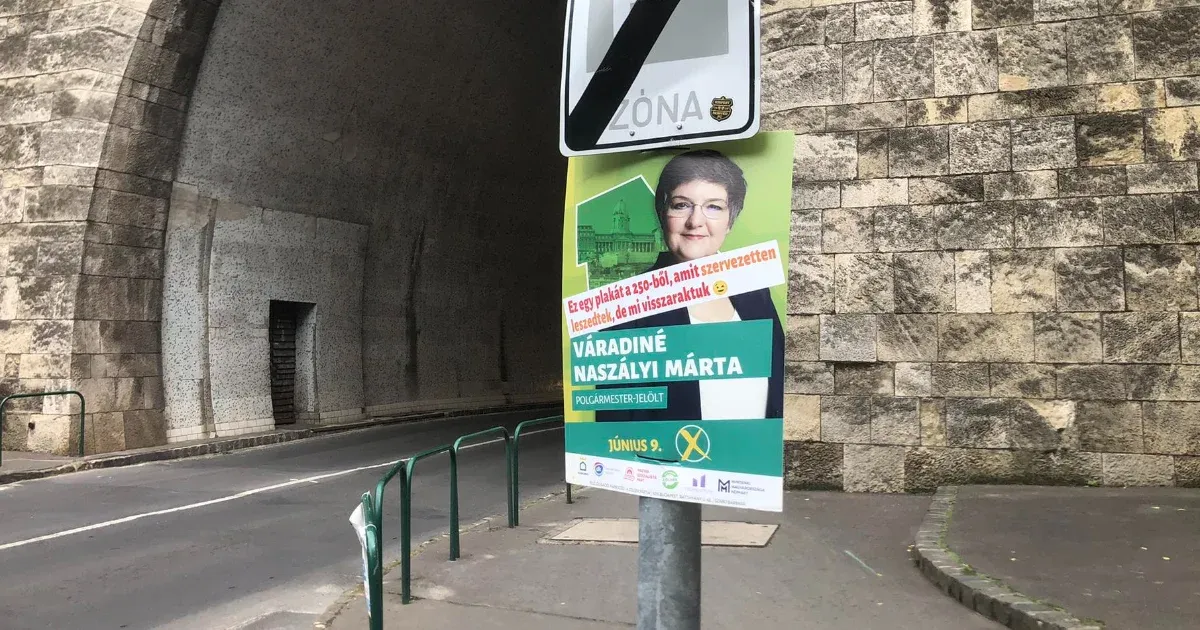 250 leszaggatott ellenzéki plakátot talált a rendőrség, a Párbeszéd visszahelyezte mindet
