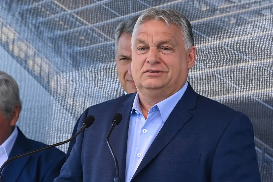 Orbán: Ha itt vége az ünnepségnek, azonnal menjenek és álljanak ki a Fidesz-KDNP jelöltjei mellett!
