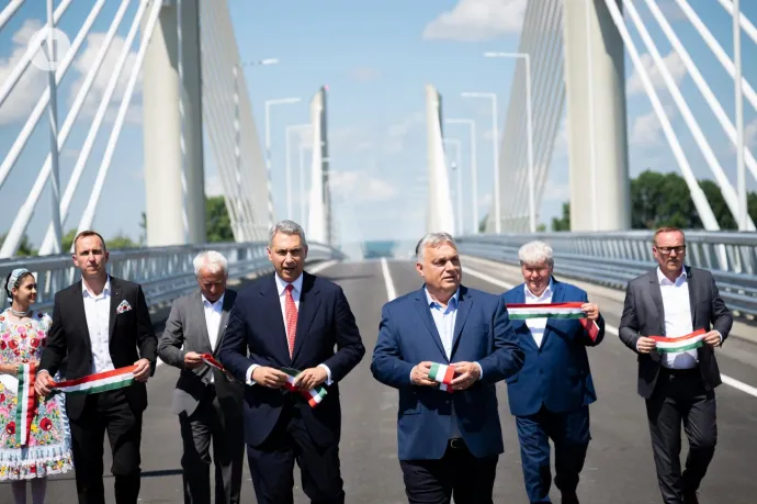 Orbán: Ha itt vége az ünnepségnek, azonnal menjenek és álljanak ki a Fidesz-KDNP jelöltjei mellett!