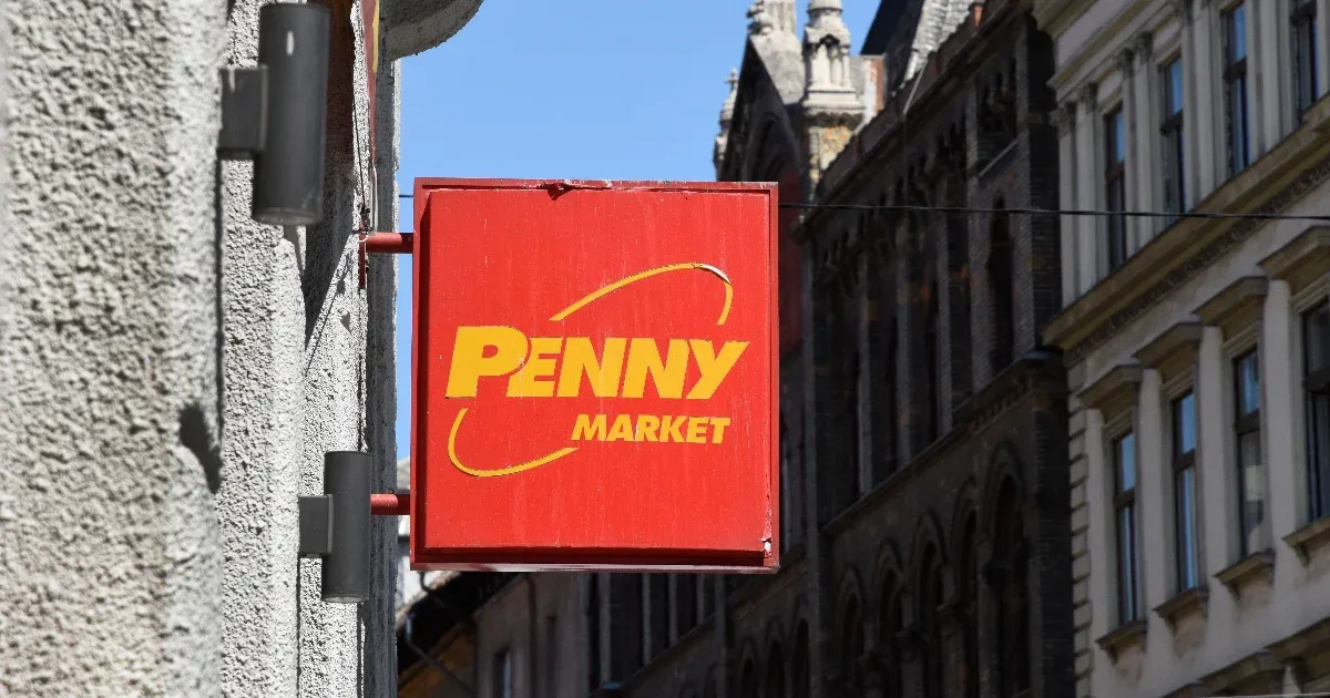 Olcsó külföldi tojások jelentek meg a Penny egyes üzleteiben, az üzletlánc szerint az ársapka miatt importálnak