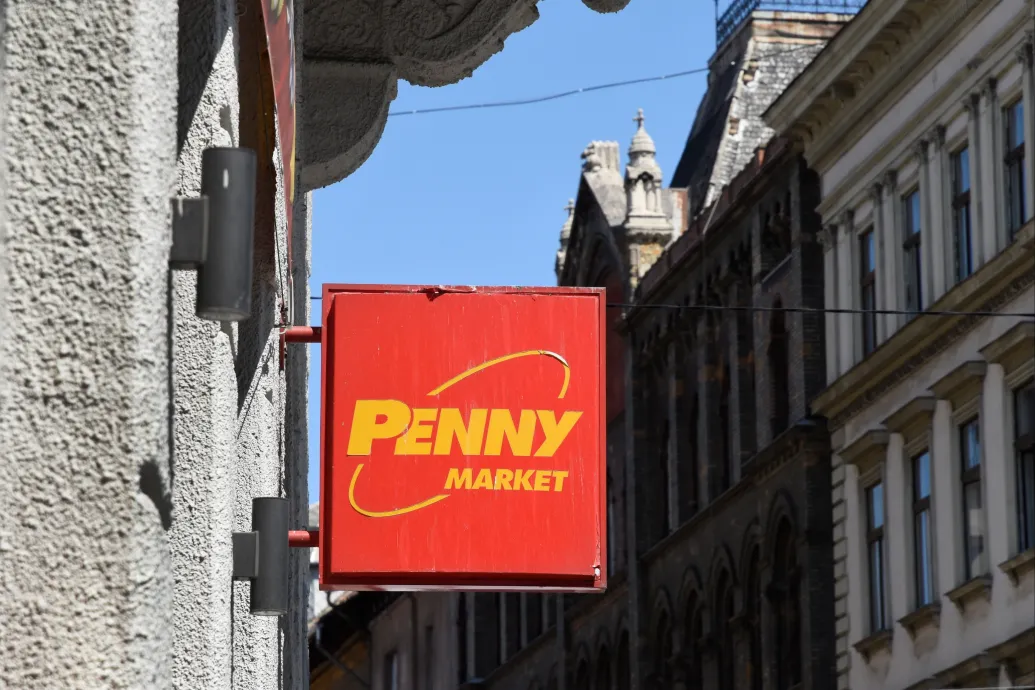 Olcsó külföldi tojások jelentek meg a Penny egyes üzleteiben, az üzletlánc szerint az ársapka miatt importálnak