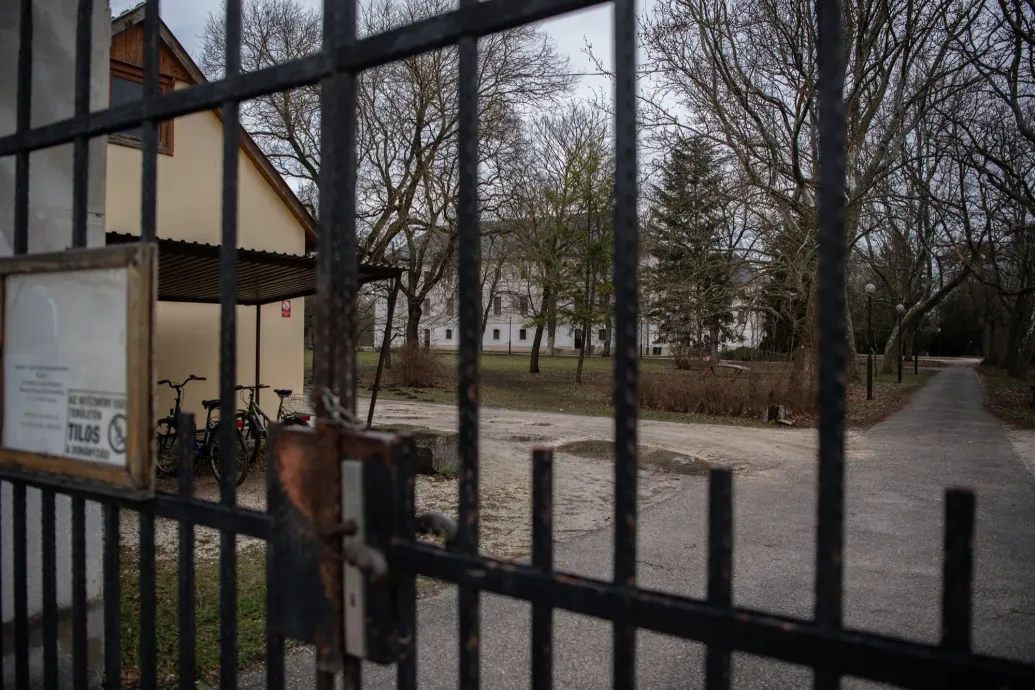 Újabb bicskei pedofilügy: 11 éves kislányt molesztálhatott egy dolgozó