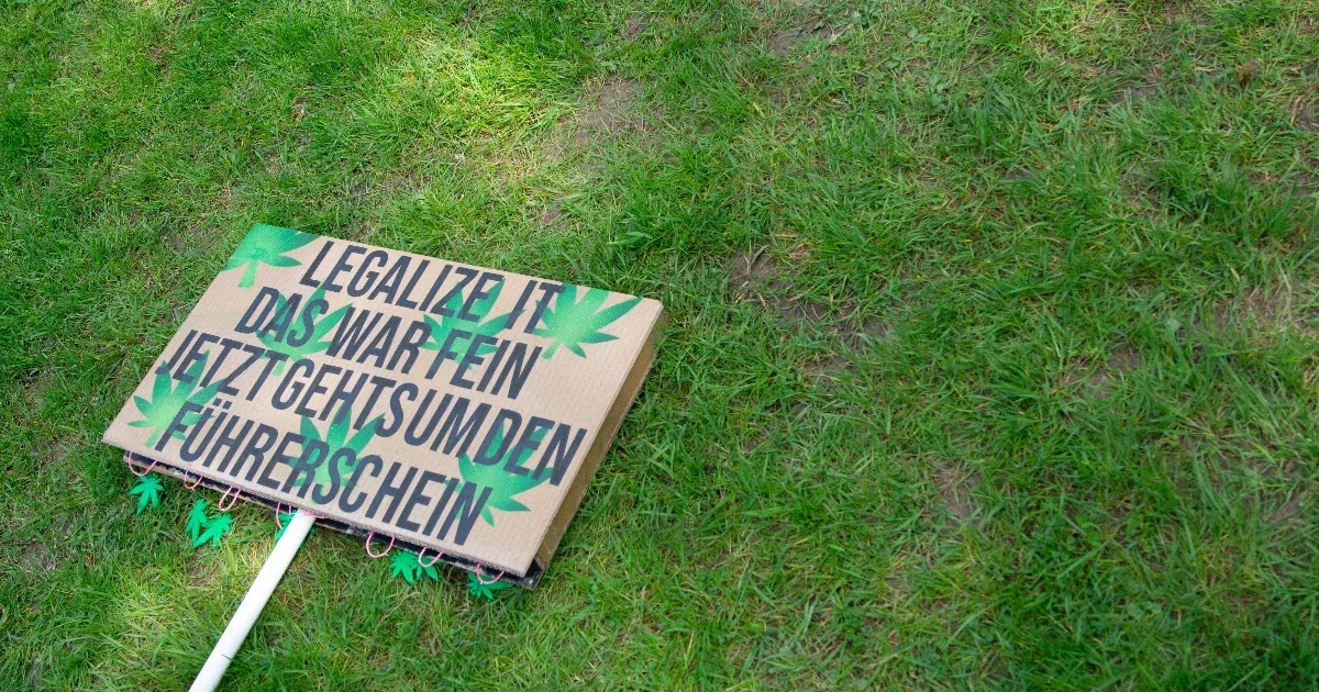 Fűtől enyhén bódultan is vezethetnek a német sofőrök
