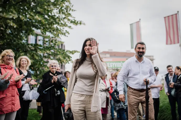Ellenzéki reakciók Szentkirályi visszalépésére: Magyar Péter szerint a Fidesz csak eldobható eszköznek tekinti a nőket