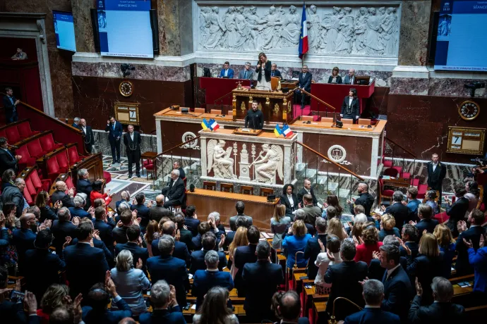 Zelenszkij üzent a magukat békepártiaknak nevezőknek: Európa már nem a béke szigete