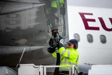 93 utast evakuáltak egy felszálláshoz készülődő repülőből Stuttgartban