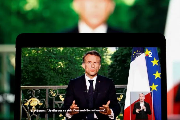 Macron televíziós beszéde – Fotó: Christian Hartmann / Reuters