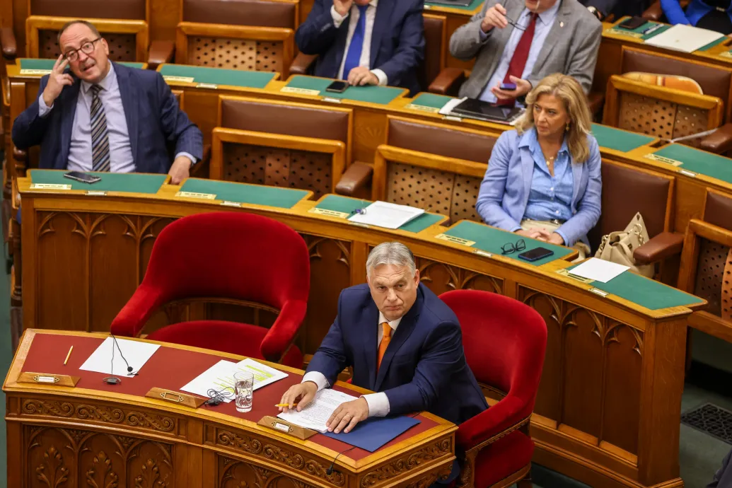 A DK Orbánnak: Tudta, hogy Sulyok Tamás egy „köztörvényes bűnöző”?