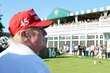 A Trump golfklubjai elveszíthetik a szeszesital-árusítási engedélyeiket