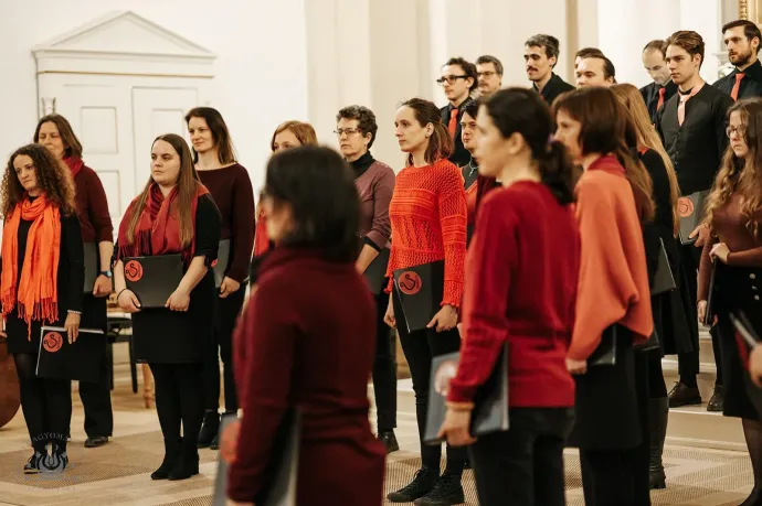 A szülinapos UniCante kórus többek között északi műveket ad elő, Balázs Imre József fordításában