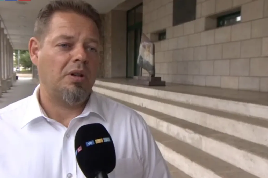 Az LMP-s Keresztes László Lórántnak is ködös, hogyan lett Vitézy Dávid a pártjuk jelöltje