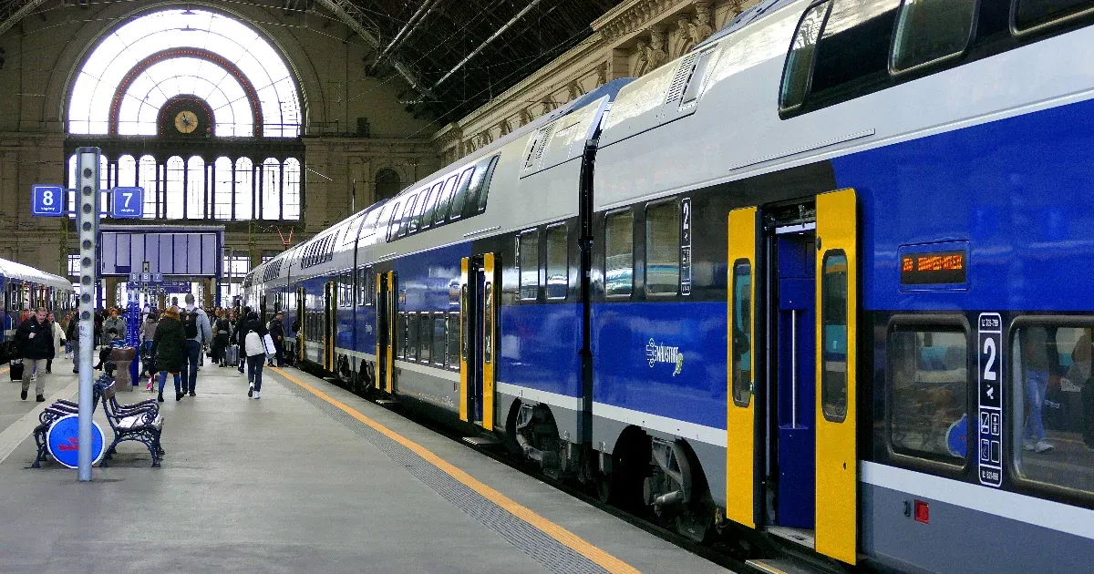 Több száz munkavállalójának tartozik a MÁV, a szakszervezet Lázár Jánoshoz fordul