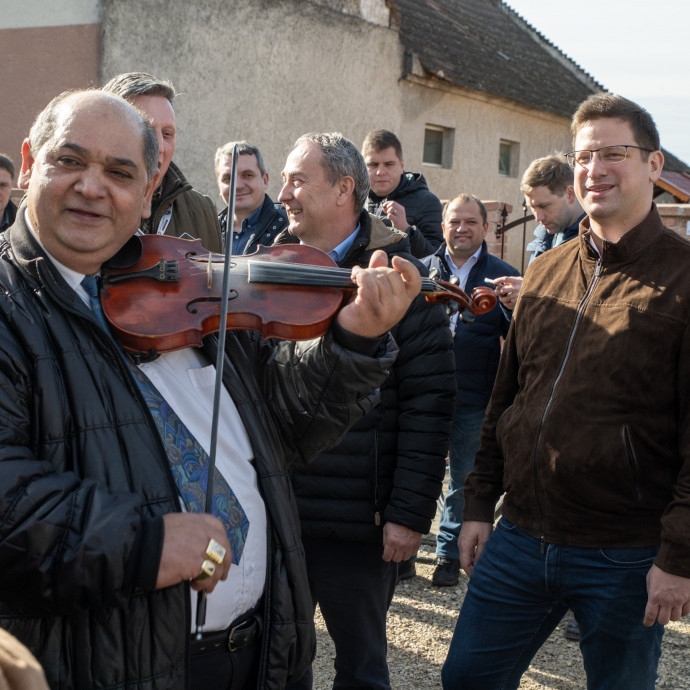 A Mi Hazánk is jobban szerepelt magához képest a cigányság körében, mint a Tisza