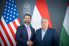 Az ifjabbik Donald Trumpot fogadta Orbán a Karmelitában