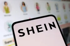 Ennyit a filléres ruhákról: 30 százalékos áremeléssel készült a Shein a tőzsdei bevezetésre