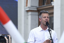 Megmutatjuk, honnan szerezte vidéki szavazóit Magyar Péter pártja