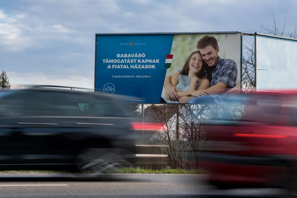 Júliusban több ezer pár fejére omolhat a babavárós büntetőkamat, ezen a méltányosság törvénybe iktatása önmagában nem segít