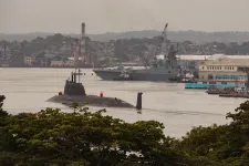 Orosz hadihajók után amerikai atom-tengeralattjáró érkezett Kubához