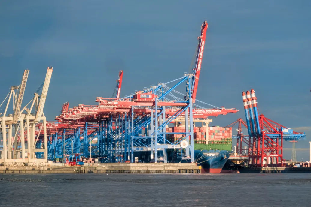 Több milliárd eurónyi kokaint fogtak a rendőrök a hamburgi kikötőben