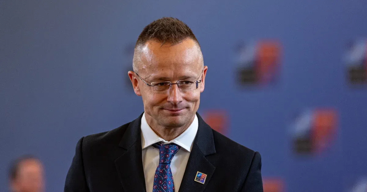 Konzulhad segíti a magyar szurkolókat Kölnben